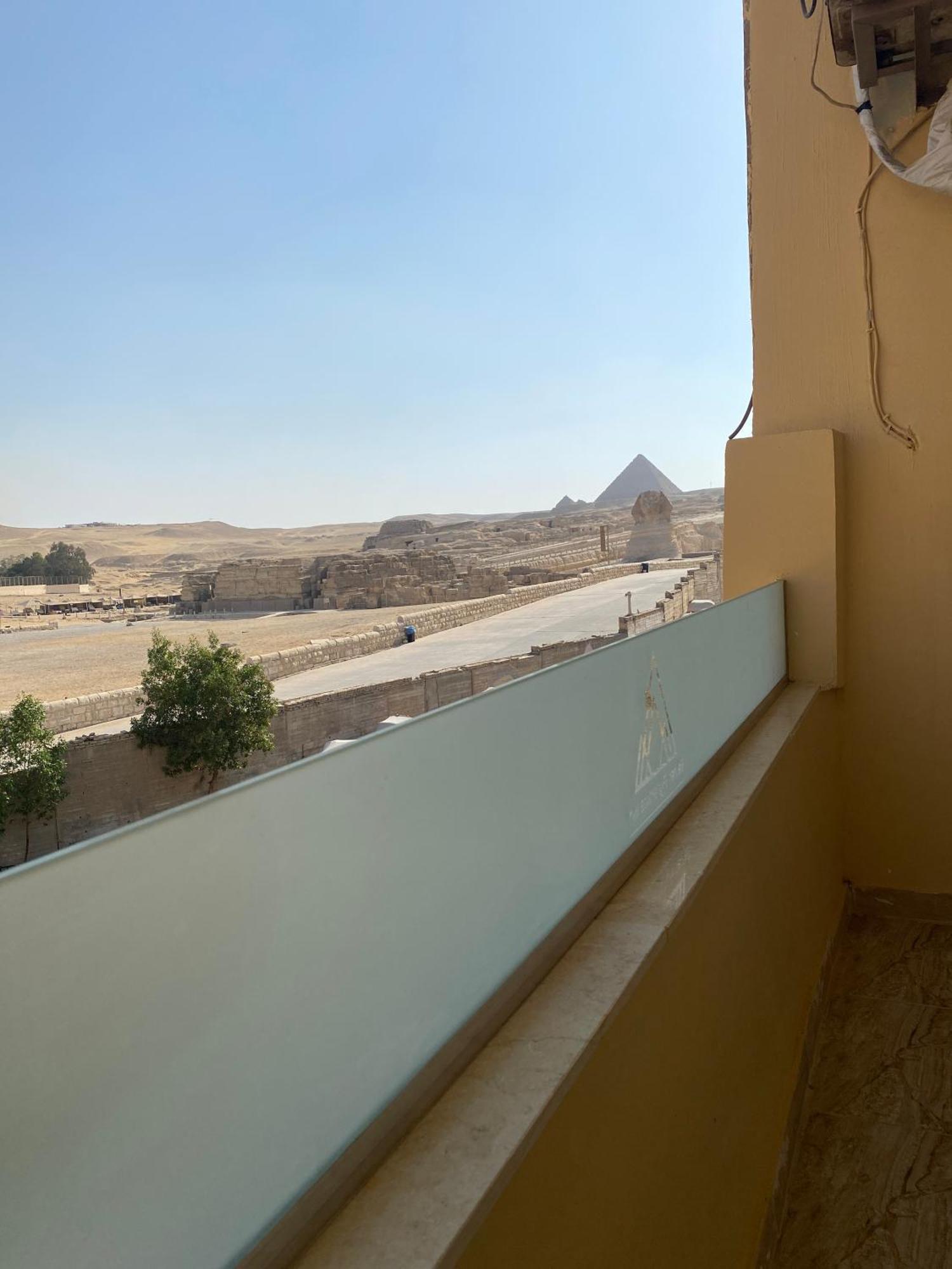Seven Pyramids Inn Kafret el-Gabal Exteriör bild