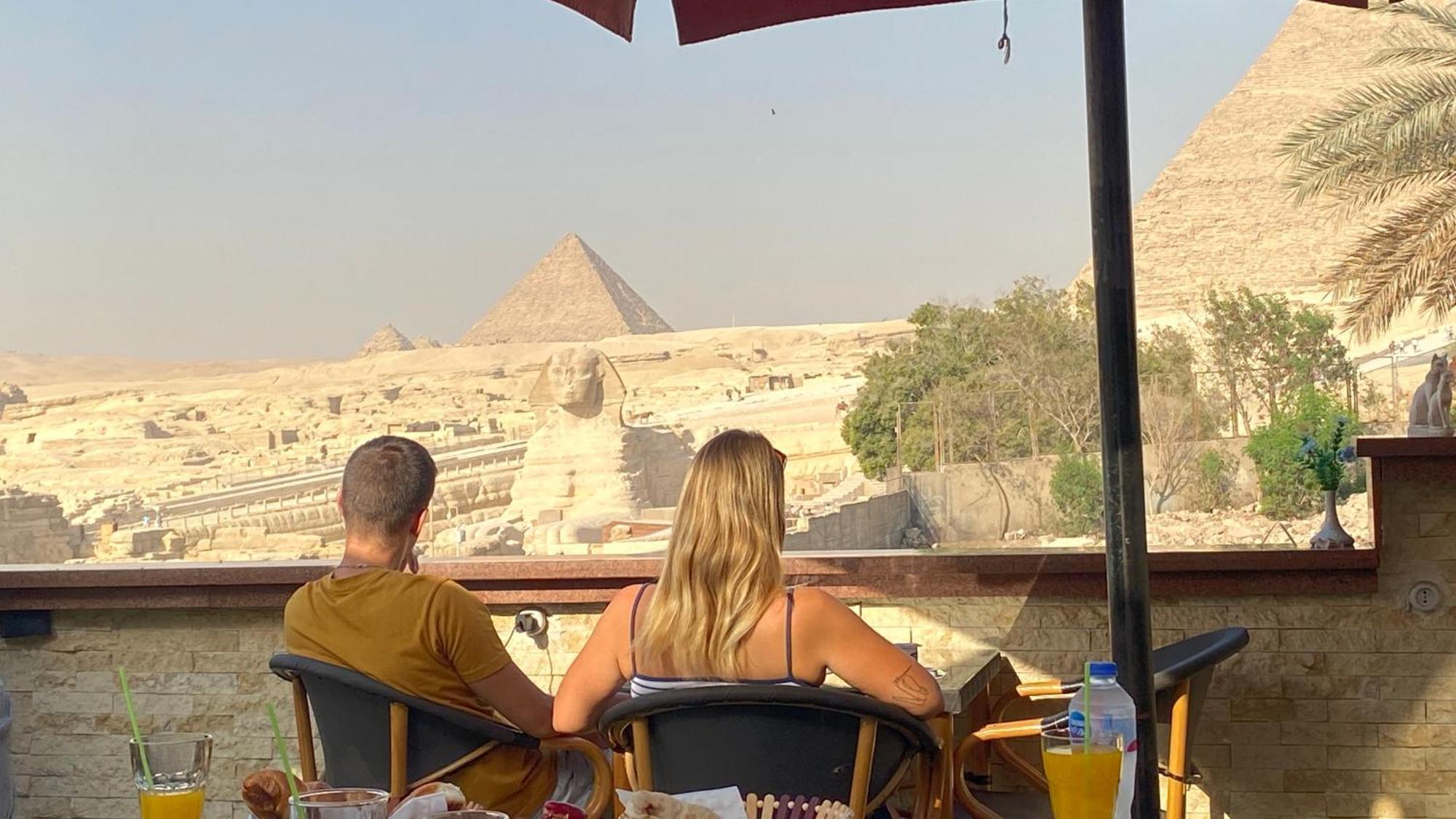 Seven Pyramids Inn Kafret el-Gabal Exteriör bild